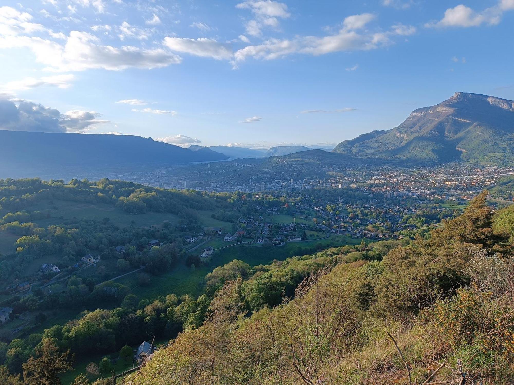 Apartamento Refuge Des Myosotis - Proche Chambery - Jardin - Calme - Cosy Barberaz Exterior foto